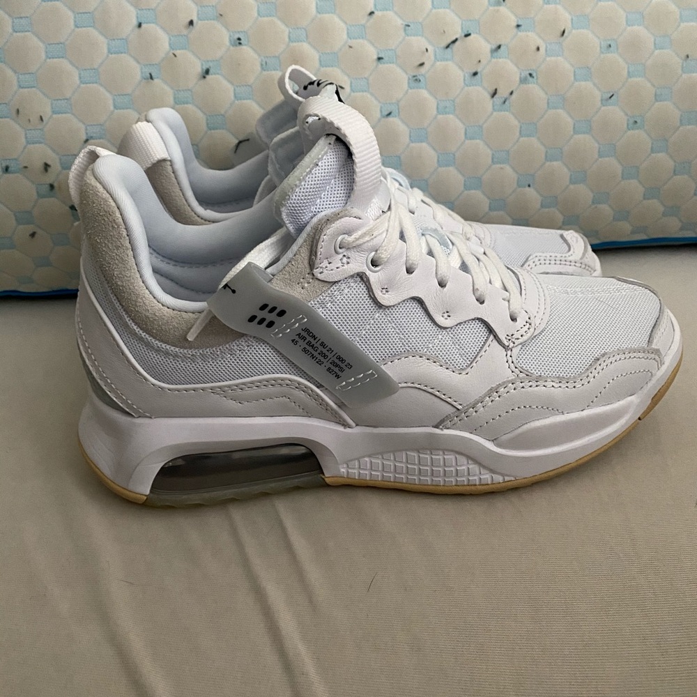 Jordan MA2 White Sesame